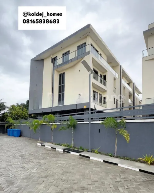 house photo